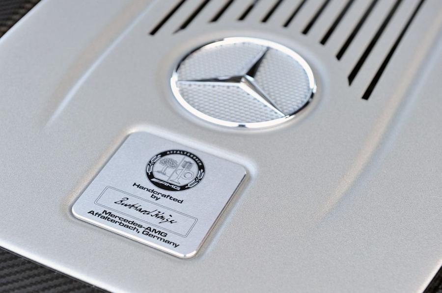  Mercedes-Benz SL65 AMG 2013 года  (фото 44 из 76)